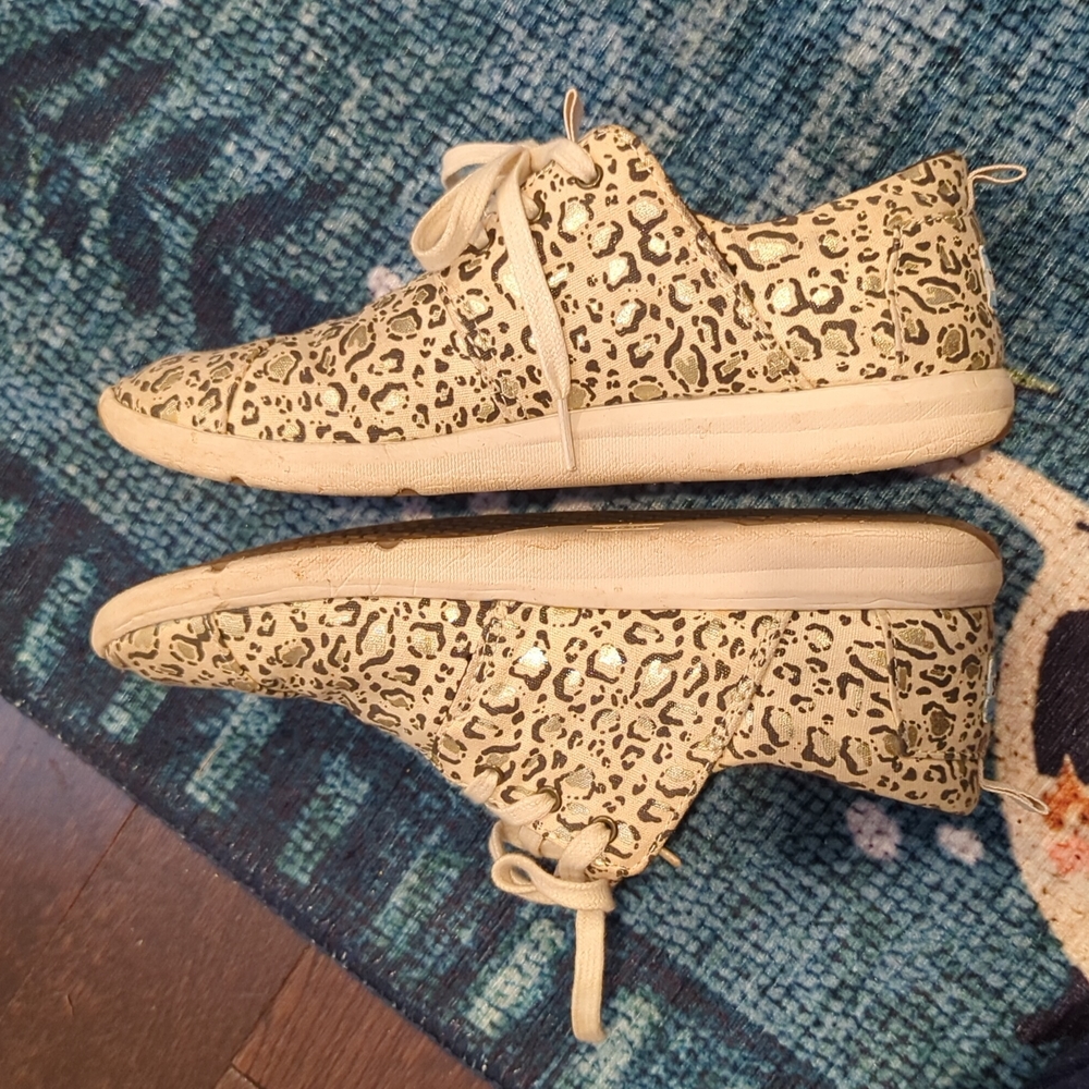 EUC Toms cheetah print sneakers size 8 - Picture 7 of 7